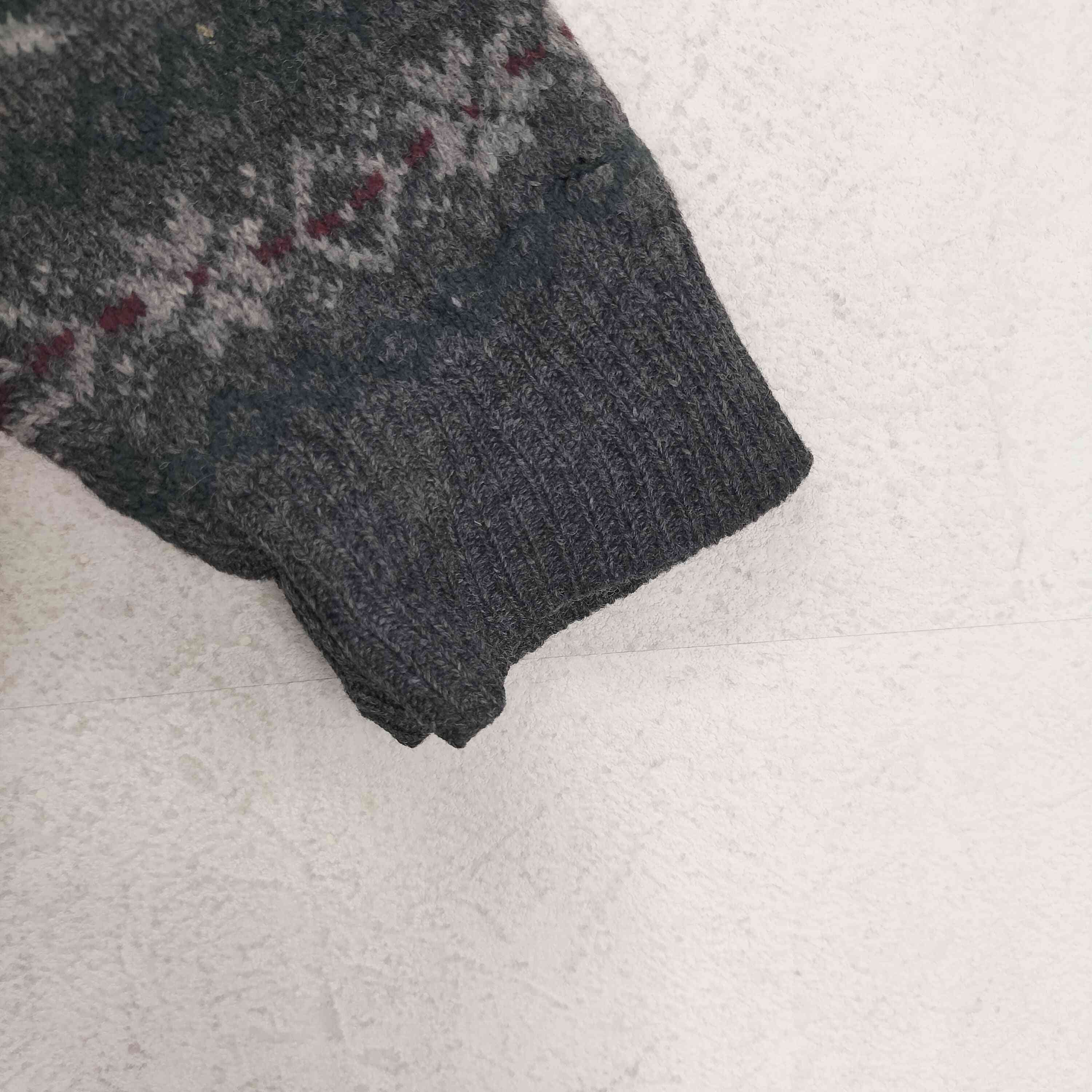 Thumb 4